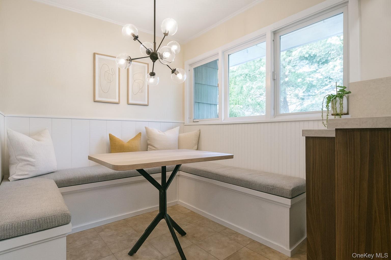 12 Violet Road Bayville, NY 11709 - Photo 13 of 42 Breakfast room virtually staged