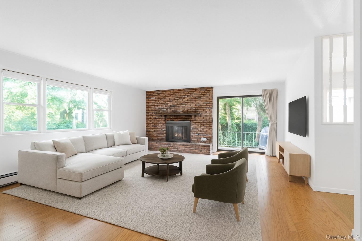 12 Violet Road Bayville, NY 11709 - Photo 15 of 42 Virtually staged living room