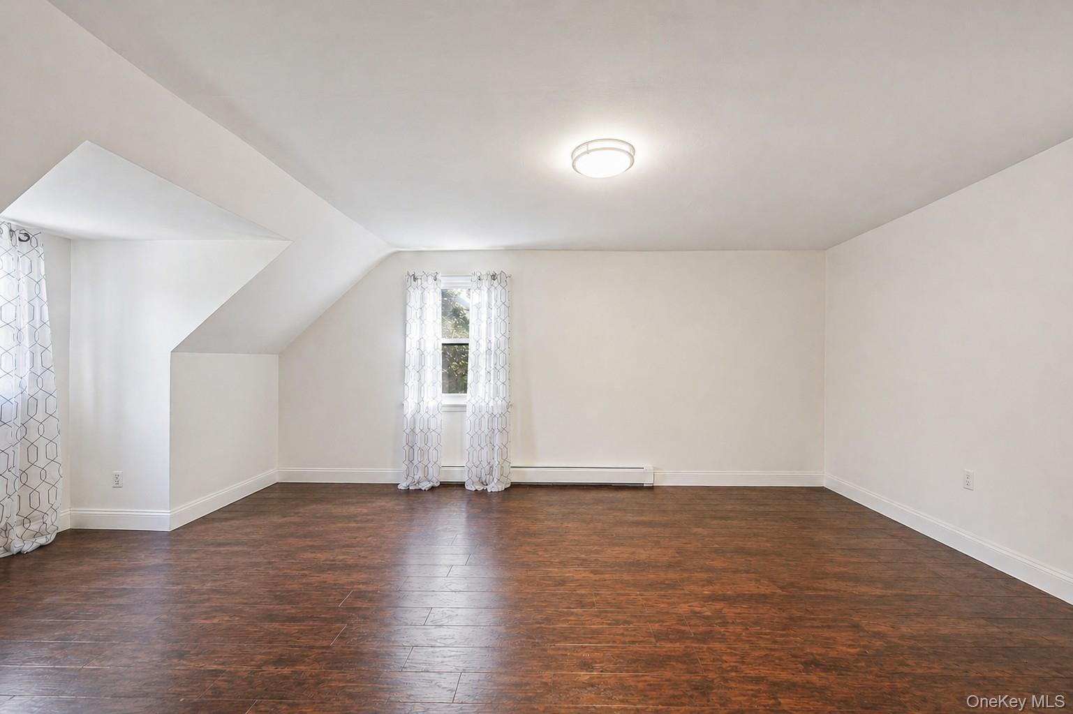 118 Foster Road Ronkonkoma, NY 11779 - Photo 23 of 32