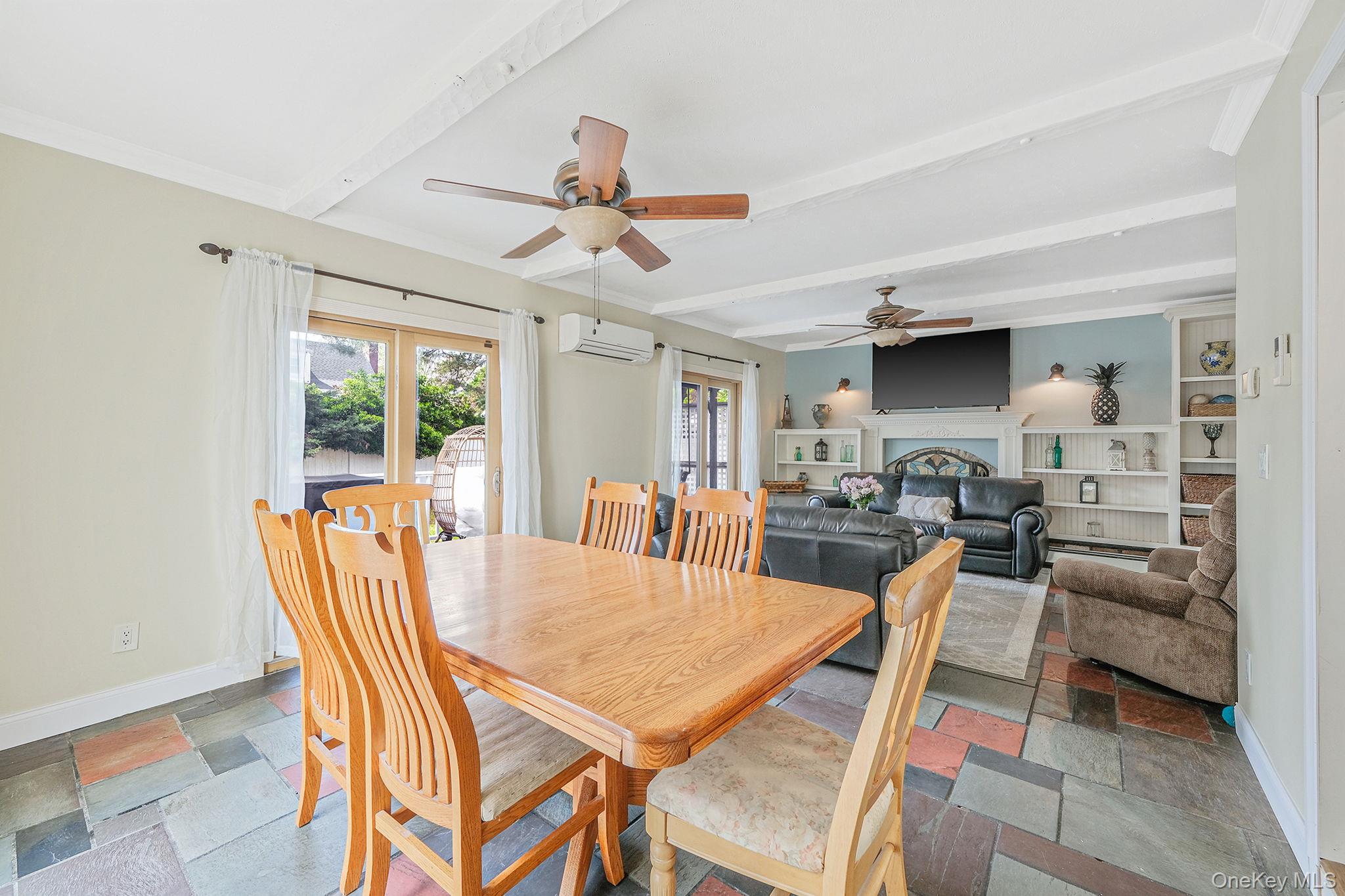 118 Foster Road Ronkonkoma, NY 11779 - Photo 10 of 32