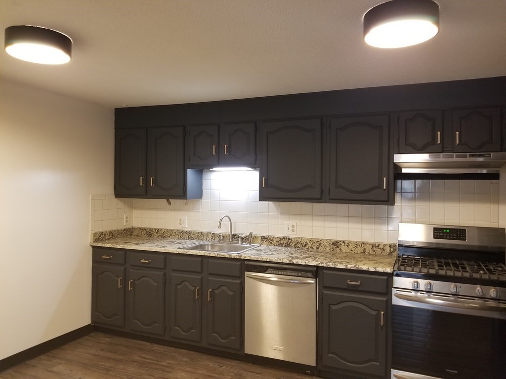 24 Inman Street, Unit 31 Lawrence, MA 01843 - Photo 2 of 7 Gallery Image 2
