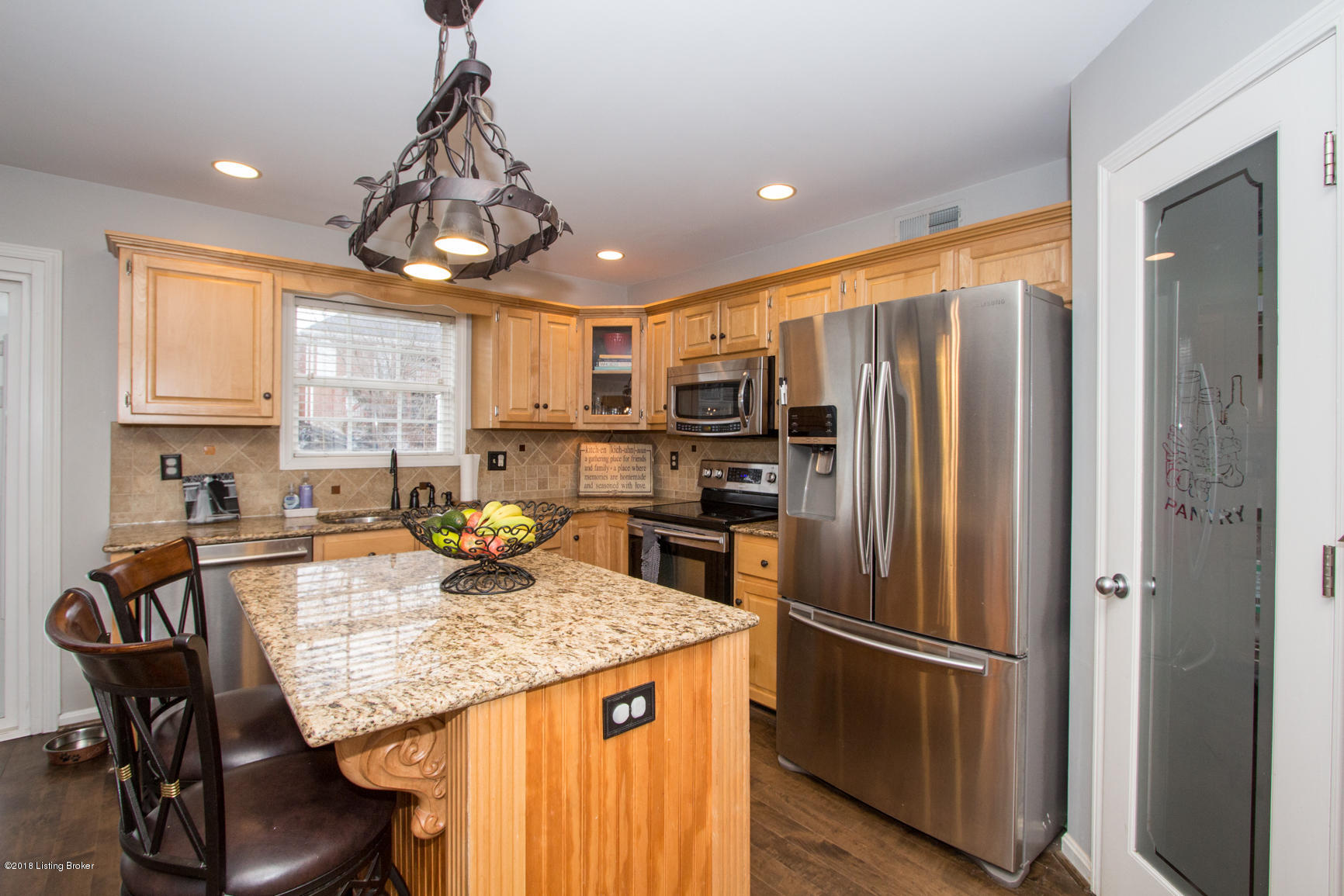 1208 Williams Ridge Road Louisville, KY 40243 - Photo 14 of 54 kitchen