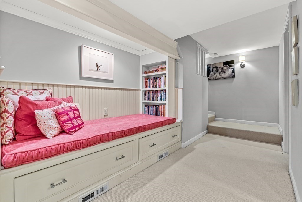 104 Westgate Wellesley, MA 02481 - Photo 21 of 31 a bedroom with a bed and a window