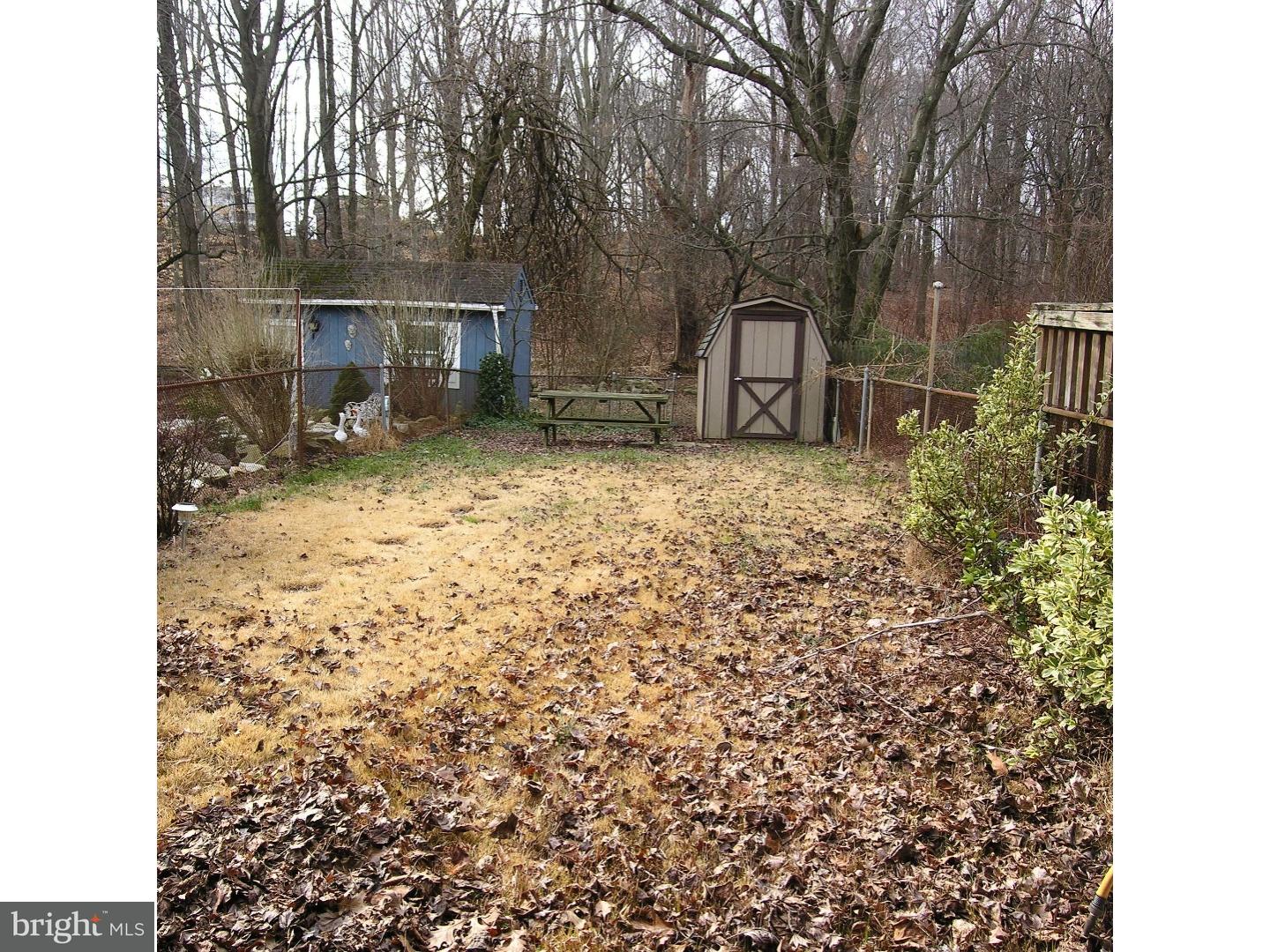 3456 Vinton Road Philadelphia, PA 19154 - Photo 10 of 14 Back Yard