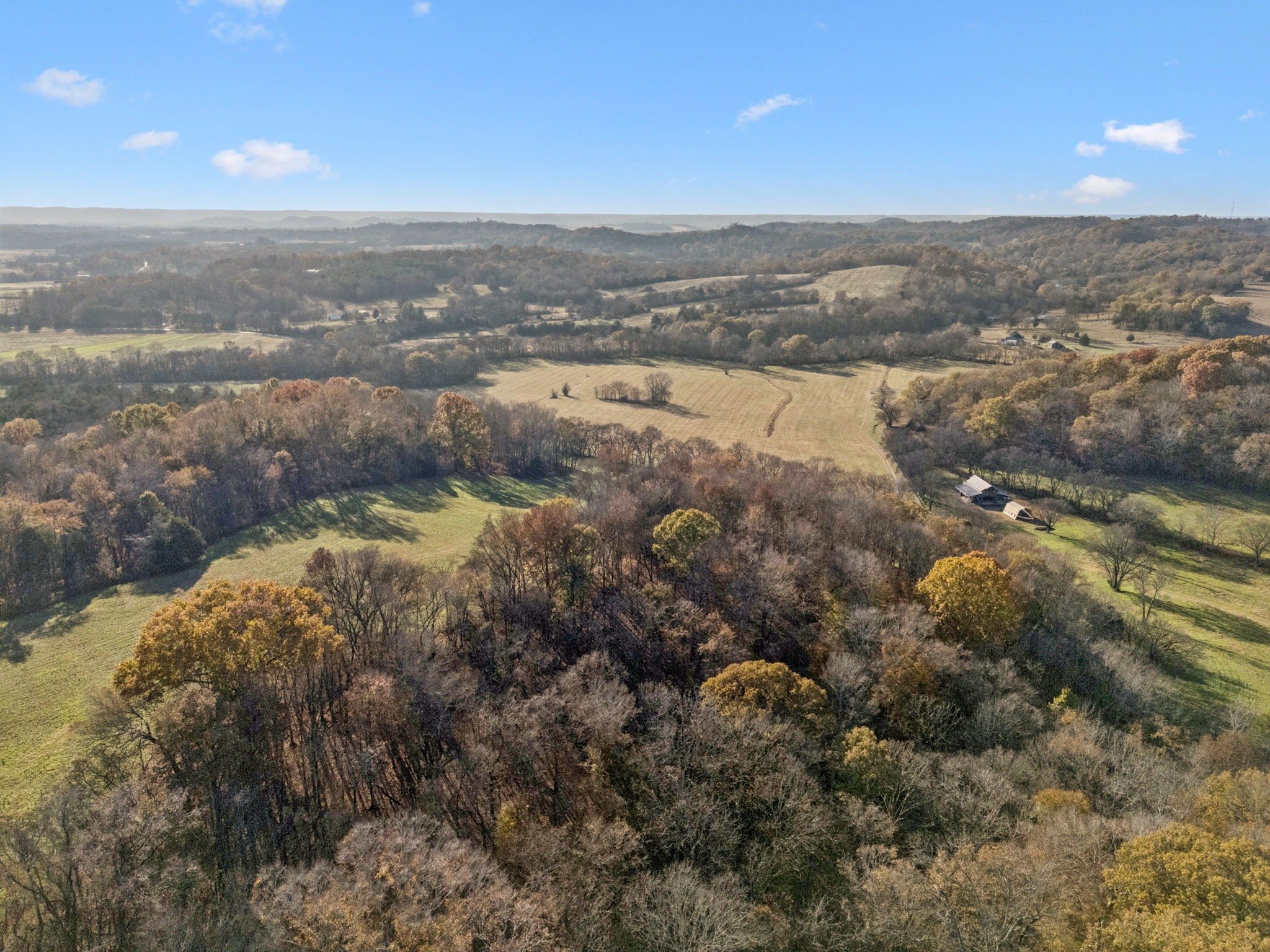 935 Leatherwood Creek Road Pulaski, TN 38478 - Photo 6 of 36 a view of lake with city