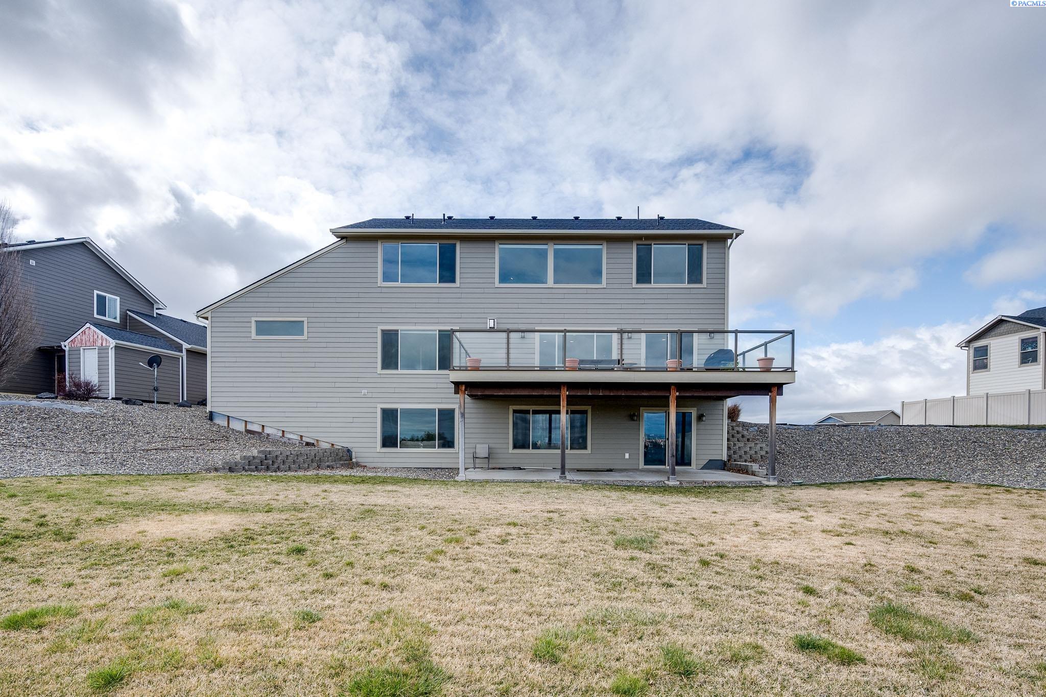 810 Southwest Windy Point Court Pullman, WA 99163 - Photo 41 of 50 Gallery Image 41