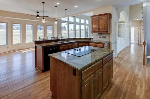 $717,777 | 9625 Cailler Drive, Lenexa, KS 66220