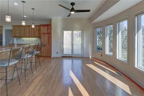 $717,777 | 9625 Cailler Drive, Lenexa, KS 66220