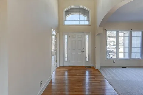 $717,777 | 9625 Cailler Drive, Lenexa, KS 66220