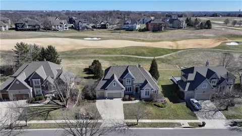 $717,777 | 9625 Cailler Drive, Lenexa, KS 66220