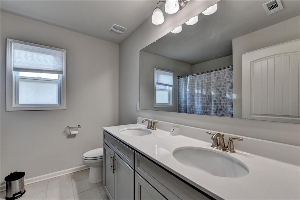 3655 Gabbro Bluff Cumming, GA 30040 - Photo 44 of 79