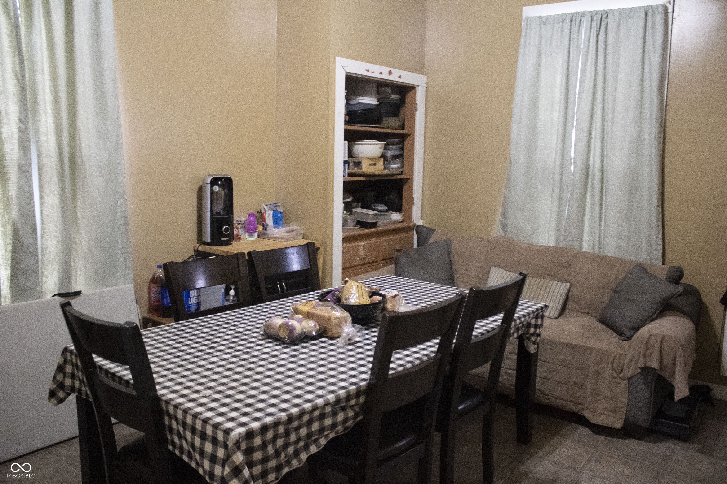 1951 Ruckle Street Indianapolis, IN 46202 - Photo 15 of 24