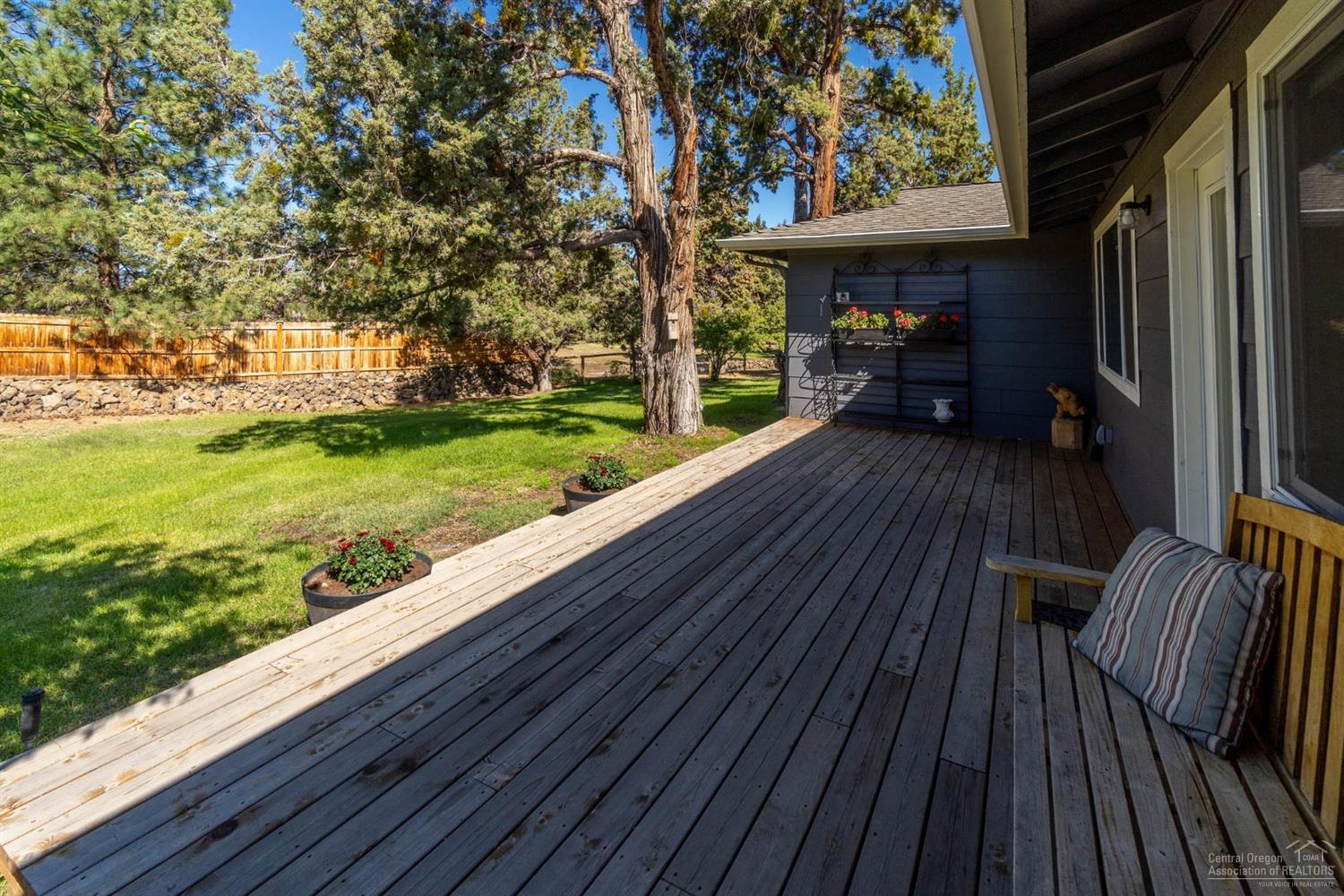 63490 Hamehook Road Bend, OR 97701 - Photo 18 of 25 Additional Photo