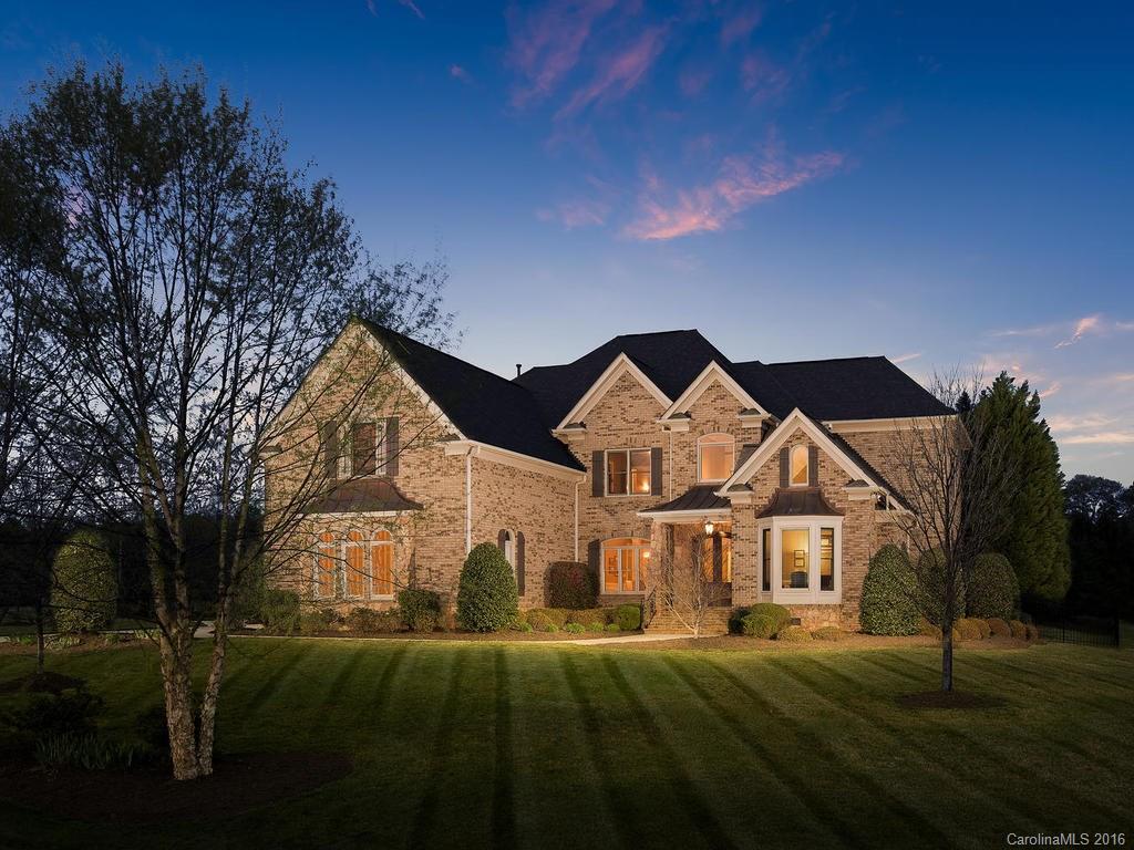 1602 Pearlstone Lane Matthews, NC 28104 - Photo 1 of 24 Gallery Image 1