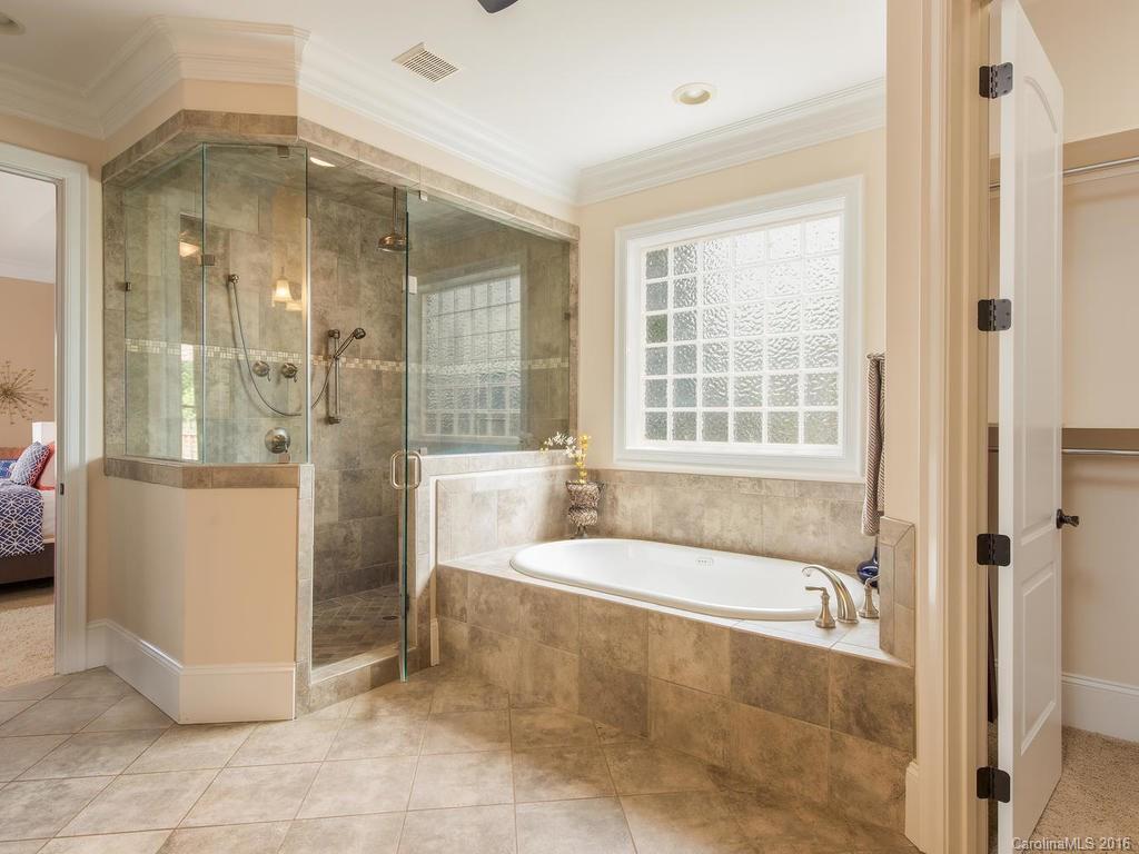 1602 Pearlstone Lane Matthews, NC 28104 - Photo 16 of 24 Gallery Image 16