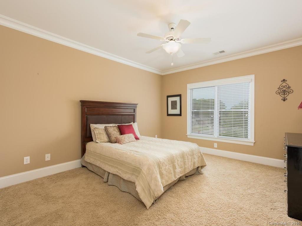 1602 Pearlstone Lane Matthews, NC 28104 - Photo 19 of 24 Gallery Image 19