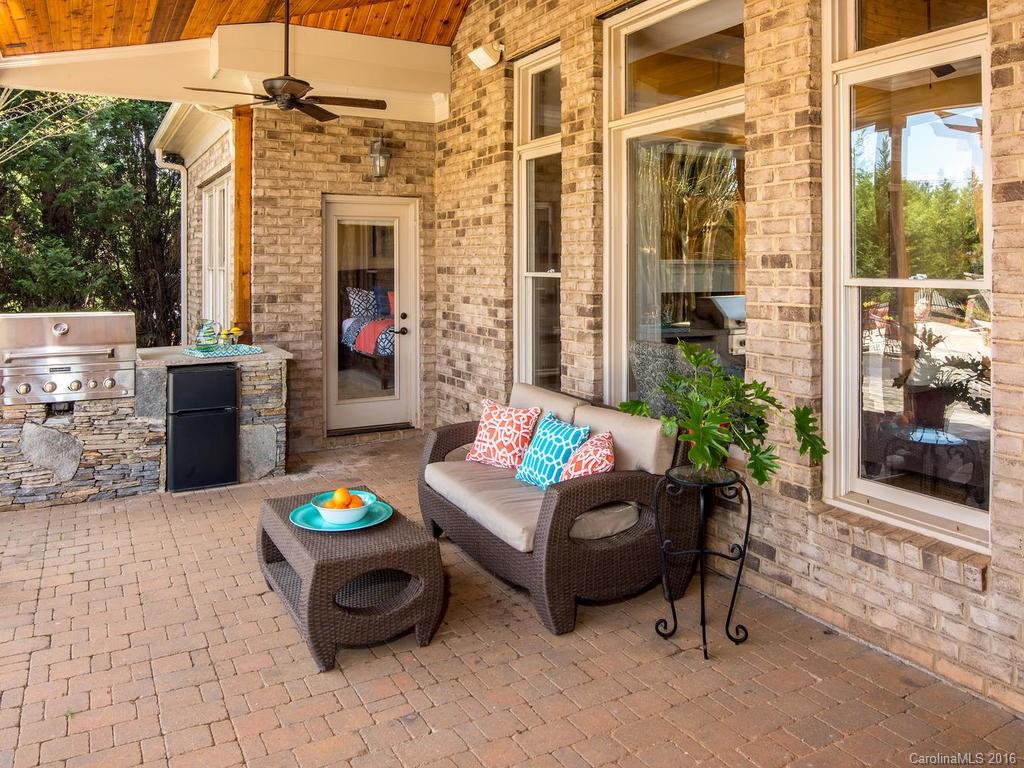 1602 Pearlstone Lane Matthews, NC 28104 - Photo 6 of 24 Gallery Image 6