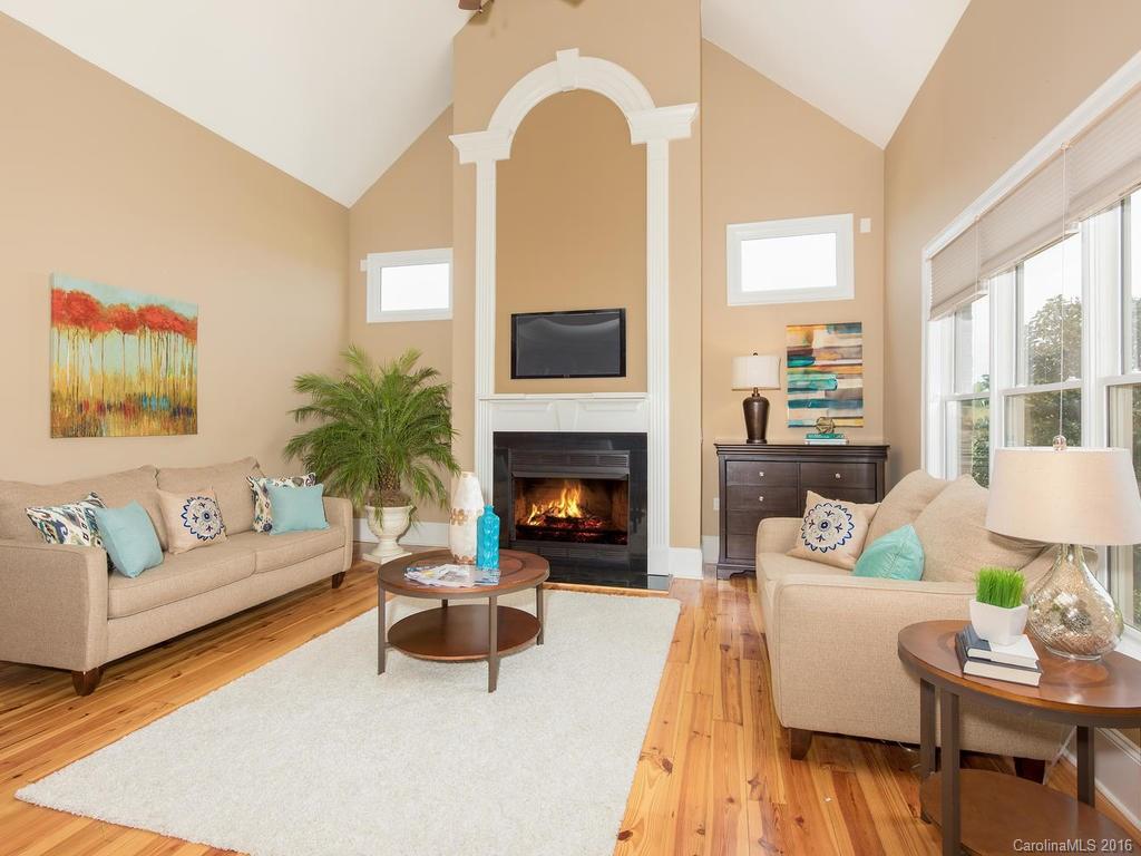 1602 Pearlstone Lane Matthews, NC 28104 - Photo 8 of 24 Gallery Image 8