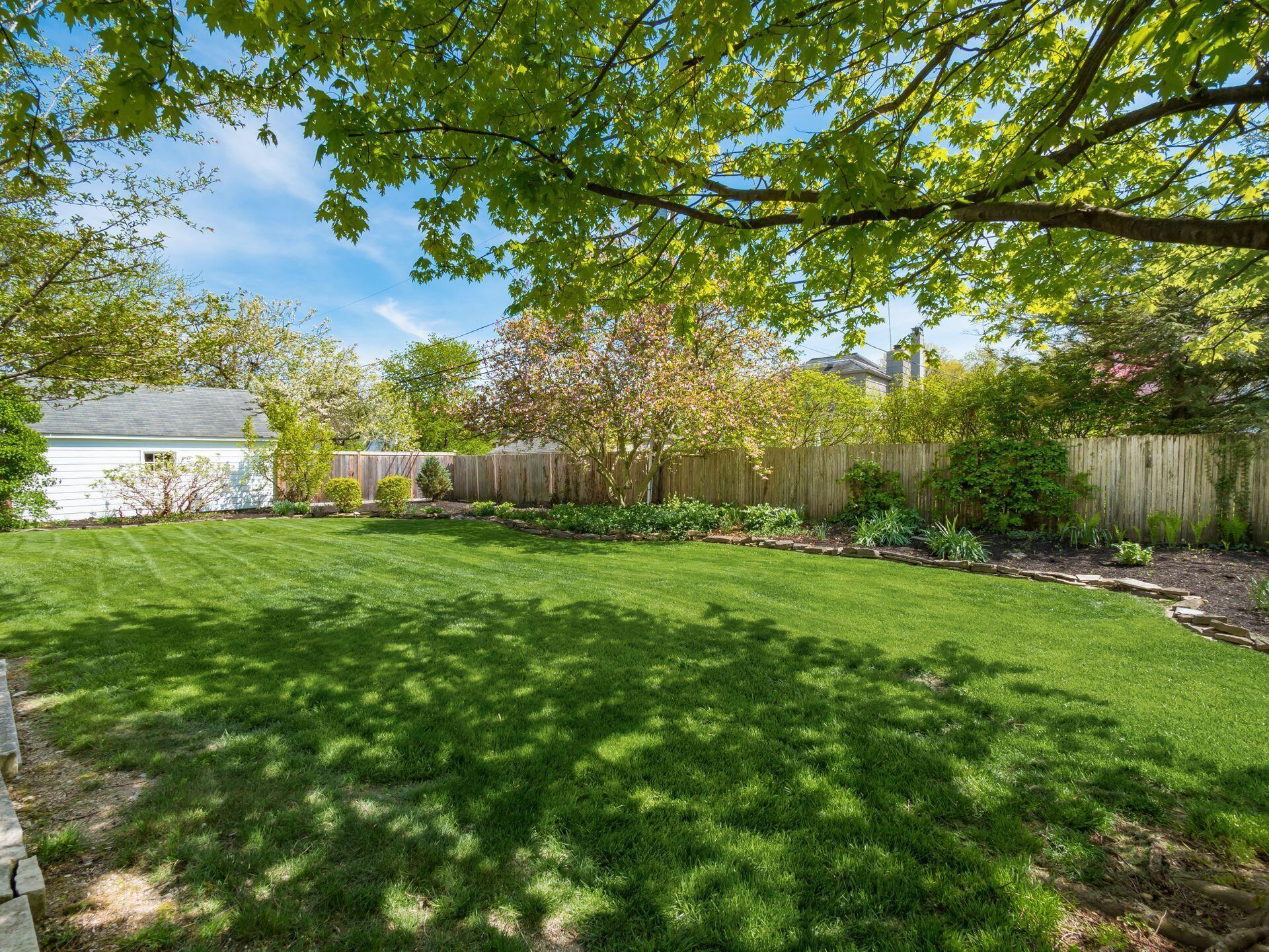 2281 Brixton Road Columbus, OH 43221 - Photo 29 of 34 008_50c1d3_A 2281 Brixton 009