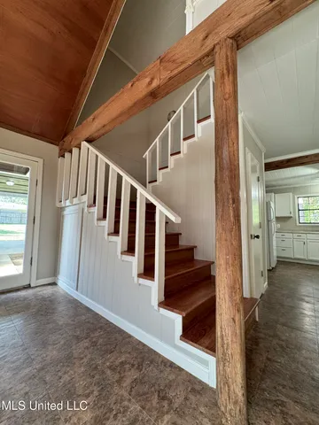 $179,000 | 105 Canton Drive, Yazoo City, MS 39194