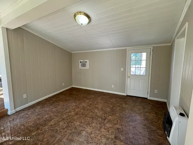 $179,000 | 105 Canton Drive, Yazoo City, MS 39194