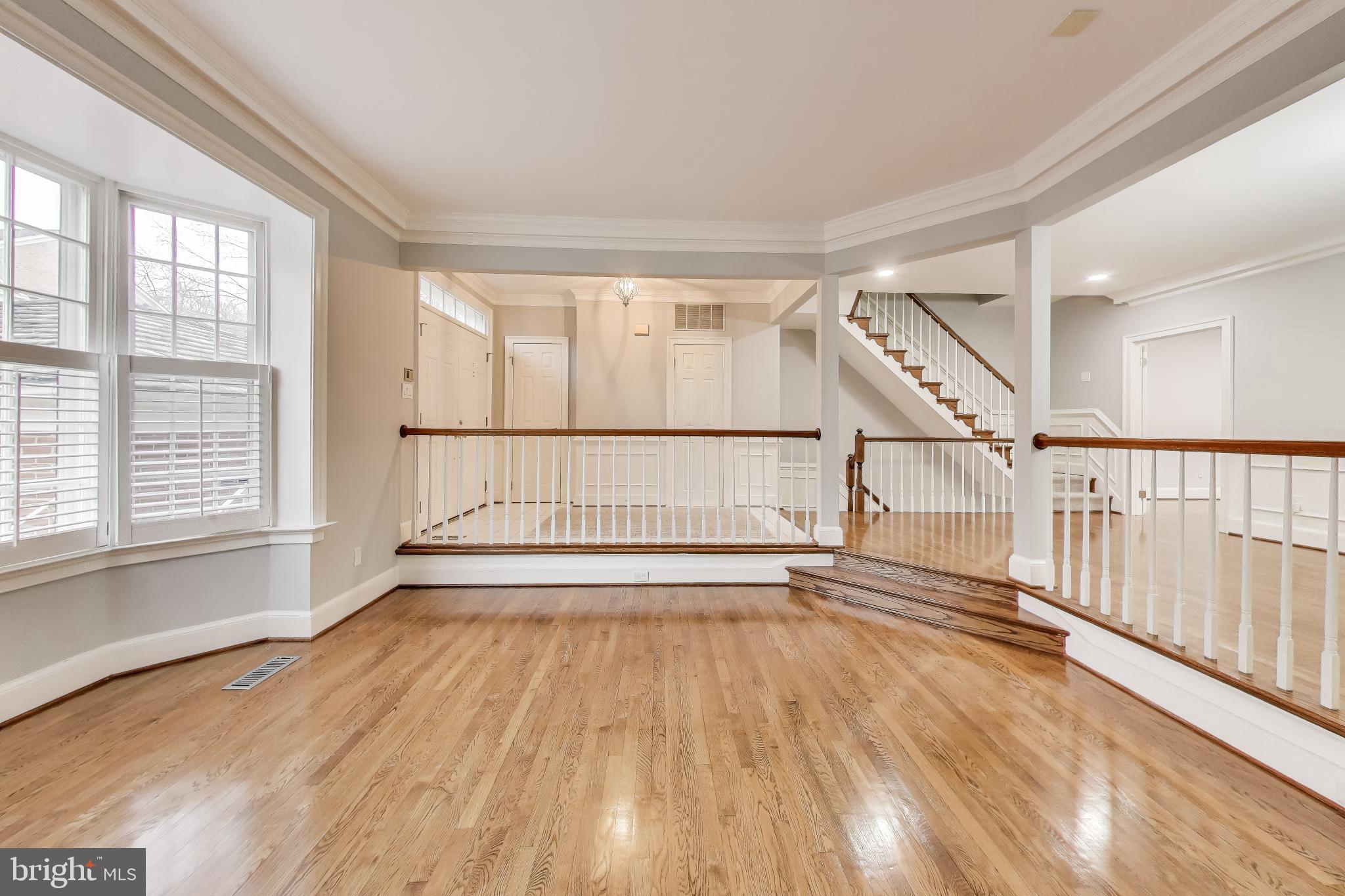 8017 Rising Ridge Road Bethesda, MD 20817 - Photo 6 of 54 a view of entryway with wooden floor