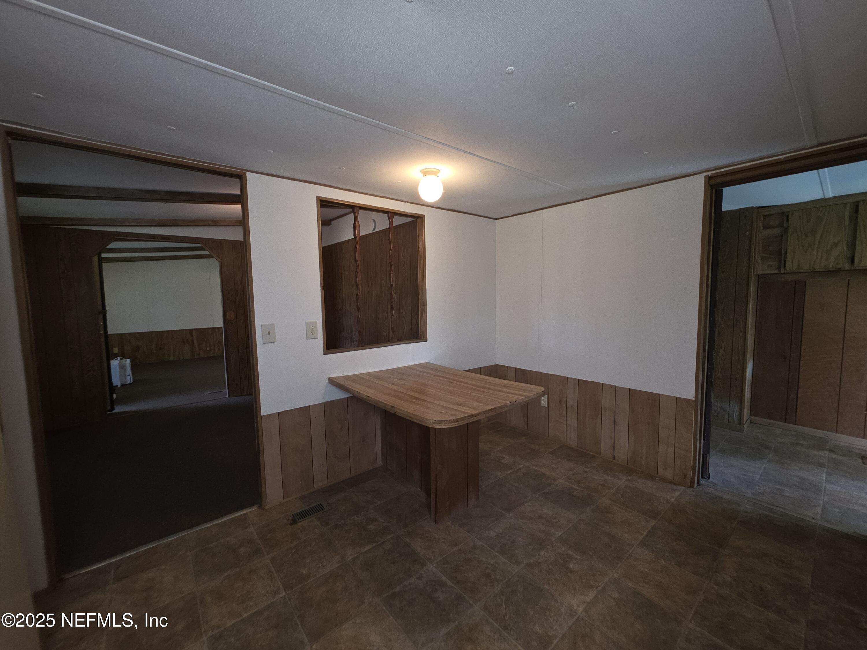 7452 129th Road Live Oak, FL 32060 - Photo 10 of 35 20251023_141424