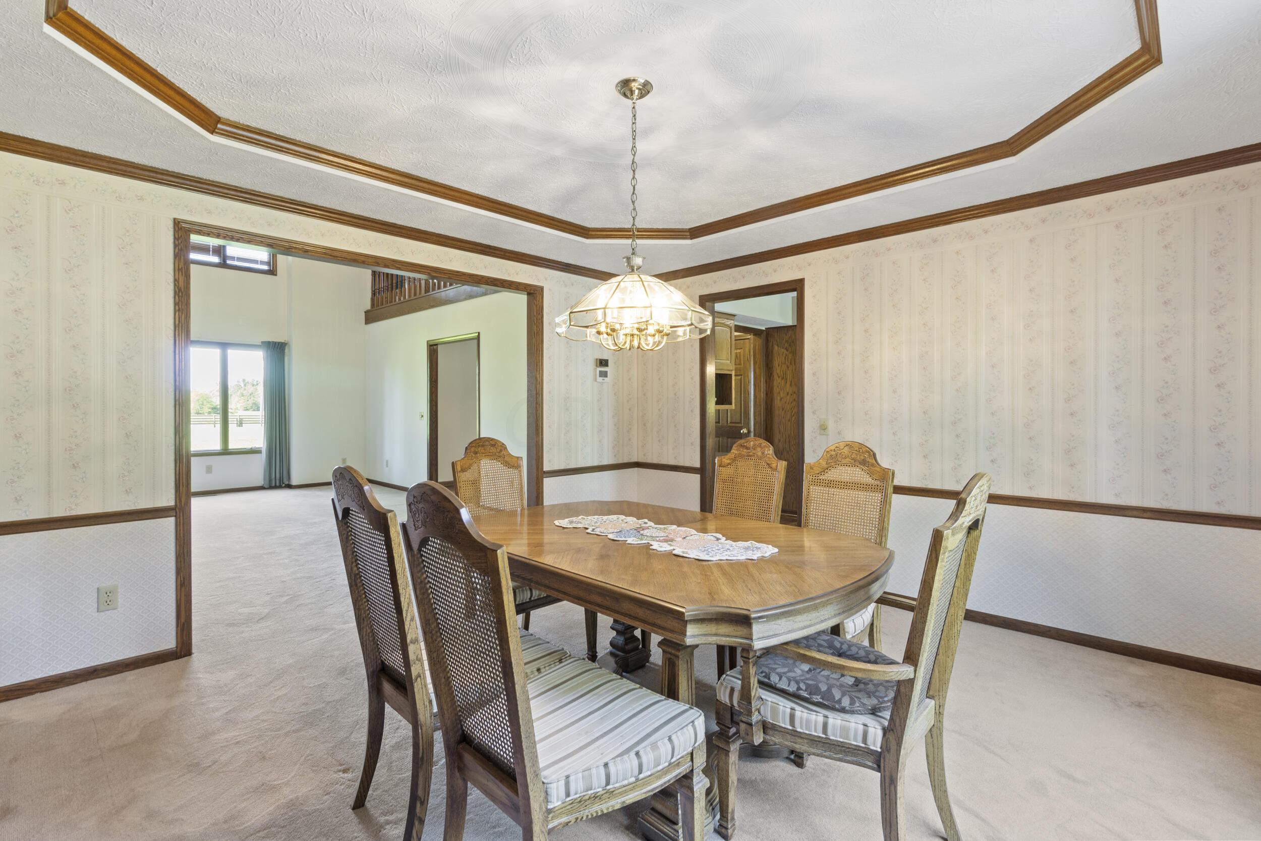 12787 Robins Road Westerville, OH 43082 - Photo 23 of 60 9_img_1664