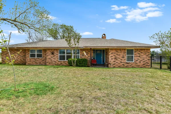 $950,000 | 1601 Cr 463 And Cr, Elgin, TX 78621