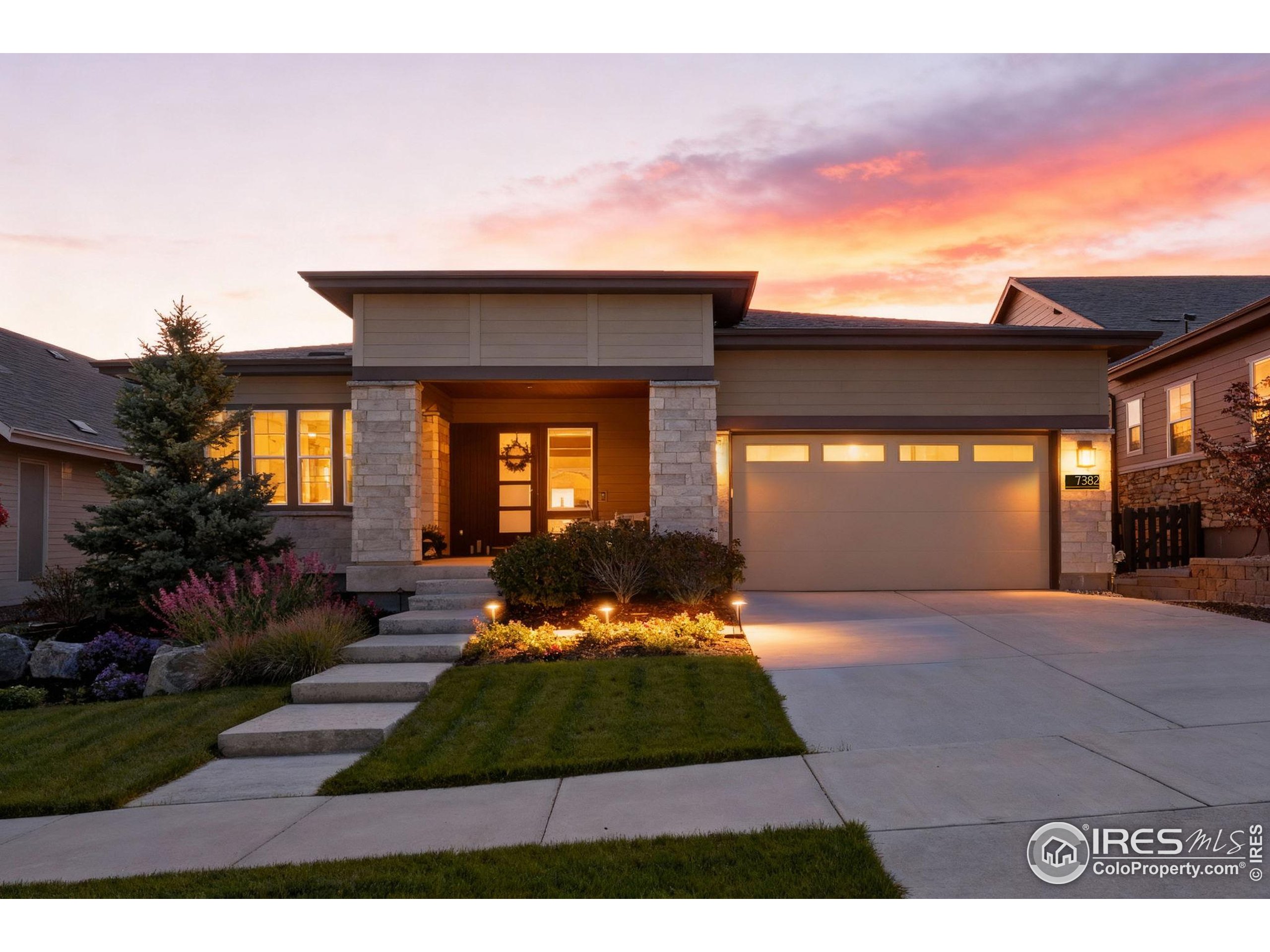 7382 Canyonpoint Road Castle Pines, CO 80108 - Photo 6 of 49