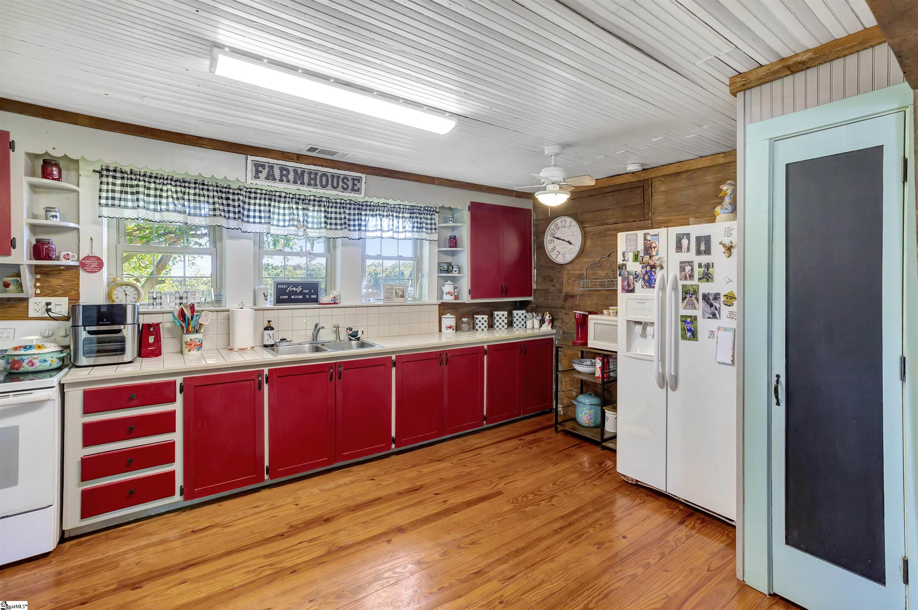 493 Odell Road Liberty, SC 29657 - Photo 11 of 36