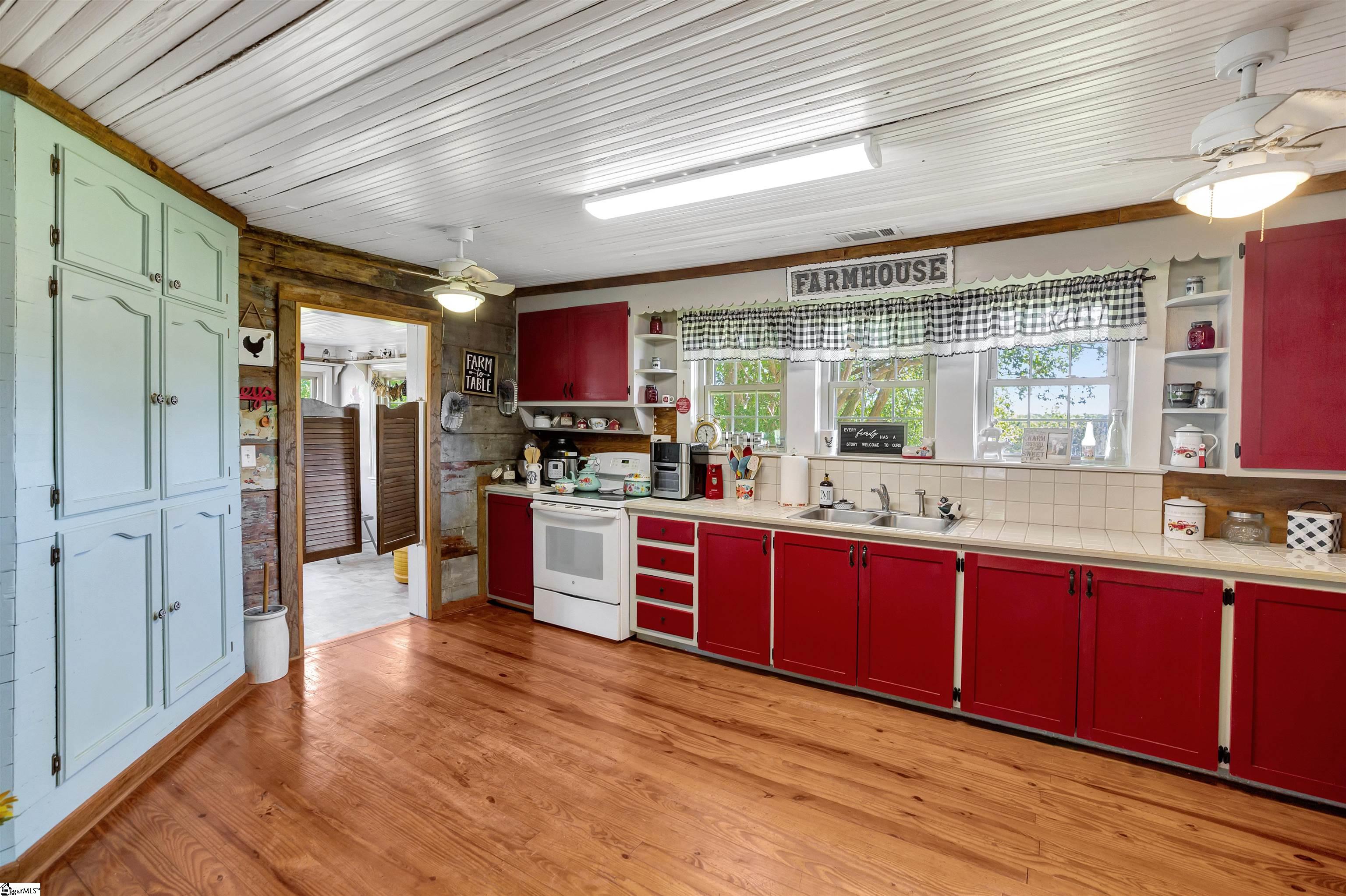 493 Odell Road Liberty, SC 29657 - Photo 12 of 36