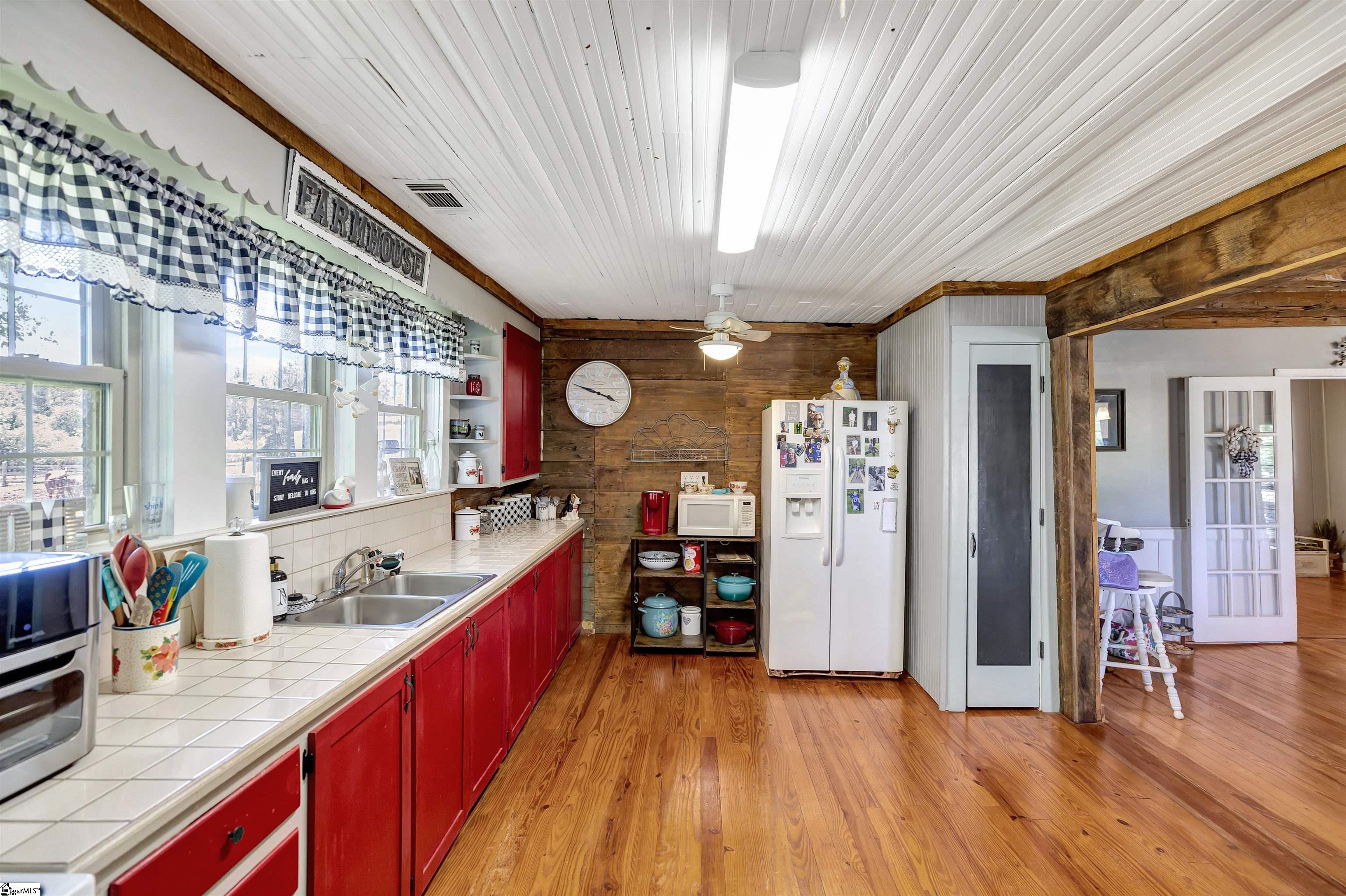 493 Odell Road Liberty, SC 29657 - Photo 13 of 36