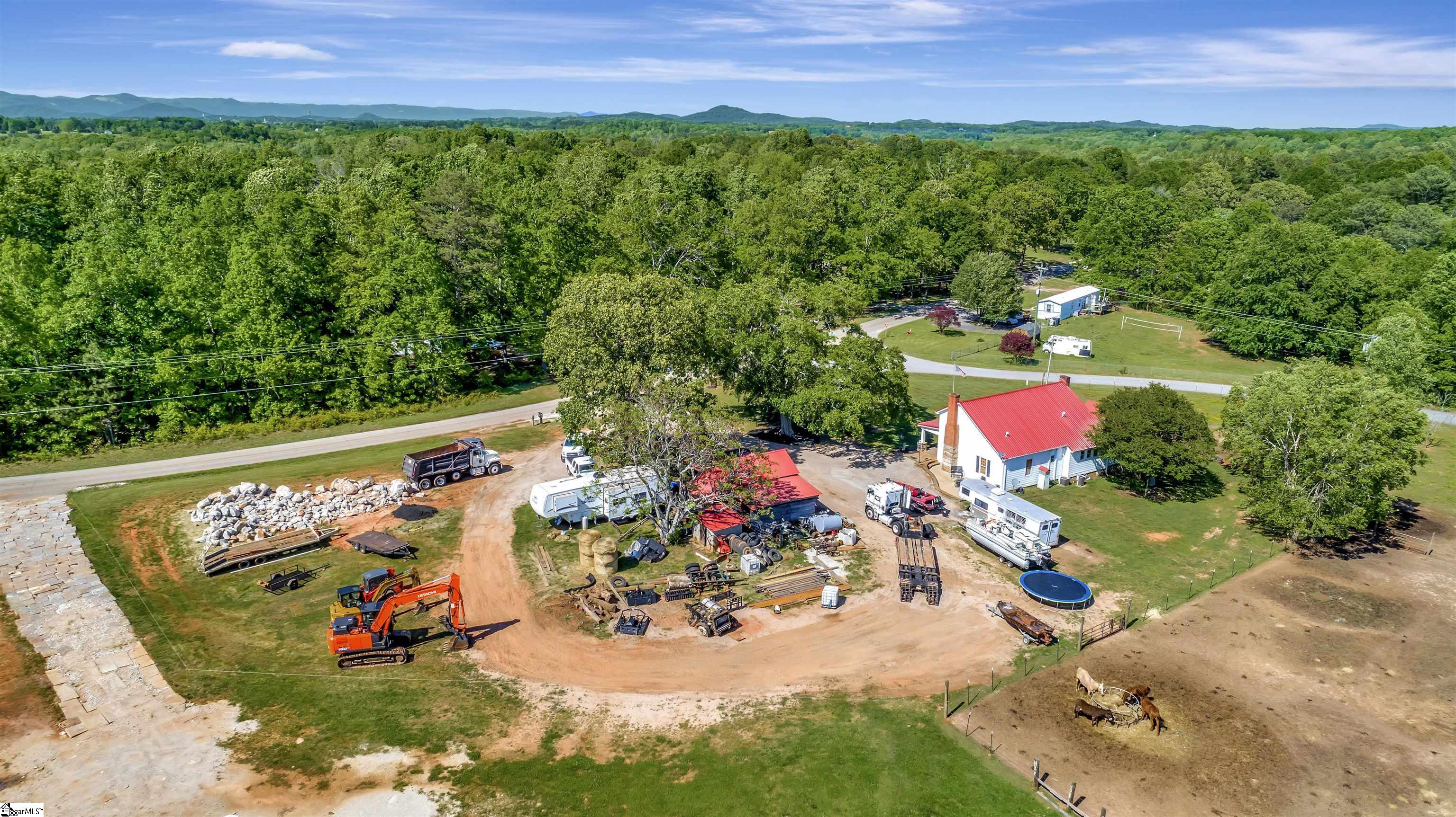 493 Odell Road Liberty, SC 29657 - Photo 4 of 36