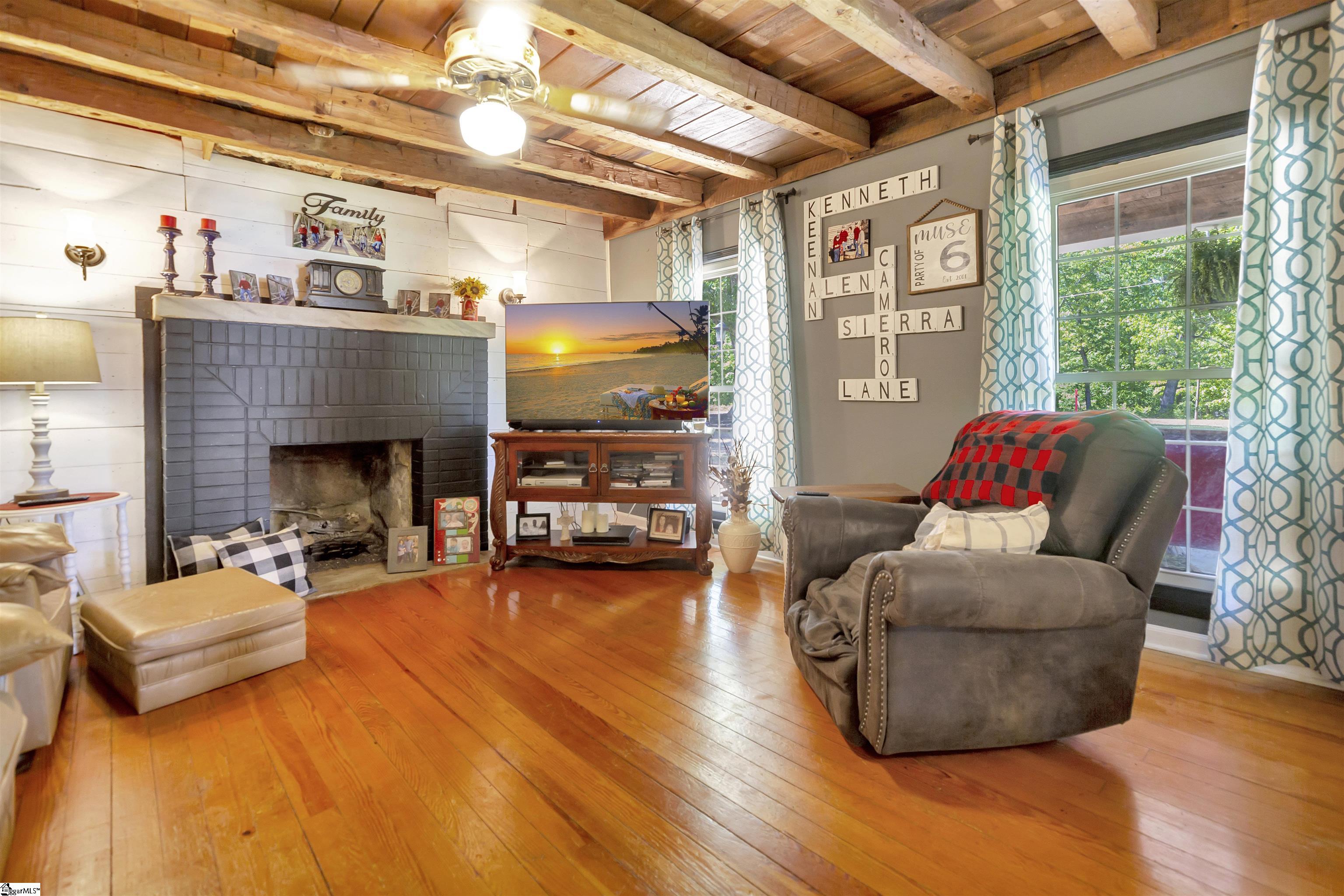 493 Odell Road Liberty, SC 29657 - Photo 9 of 36