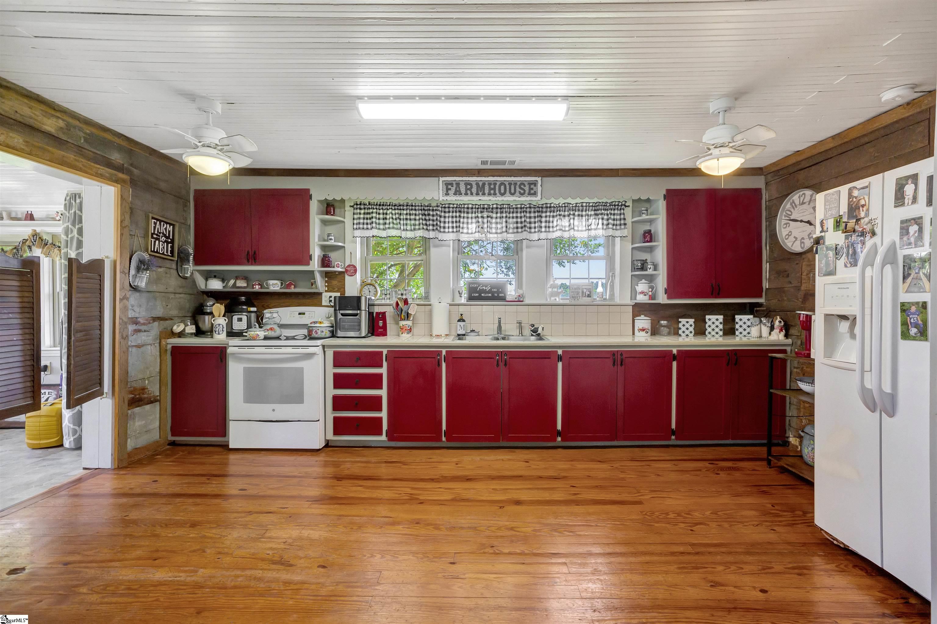 493 Odell Road Liberty, SC 29657 - Photo 10 of 36