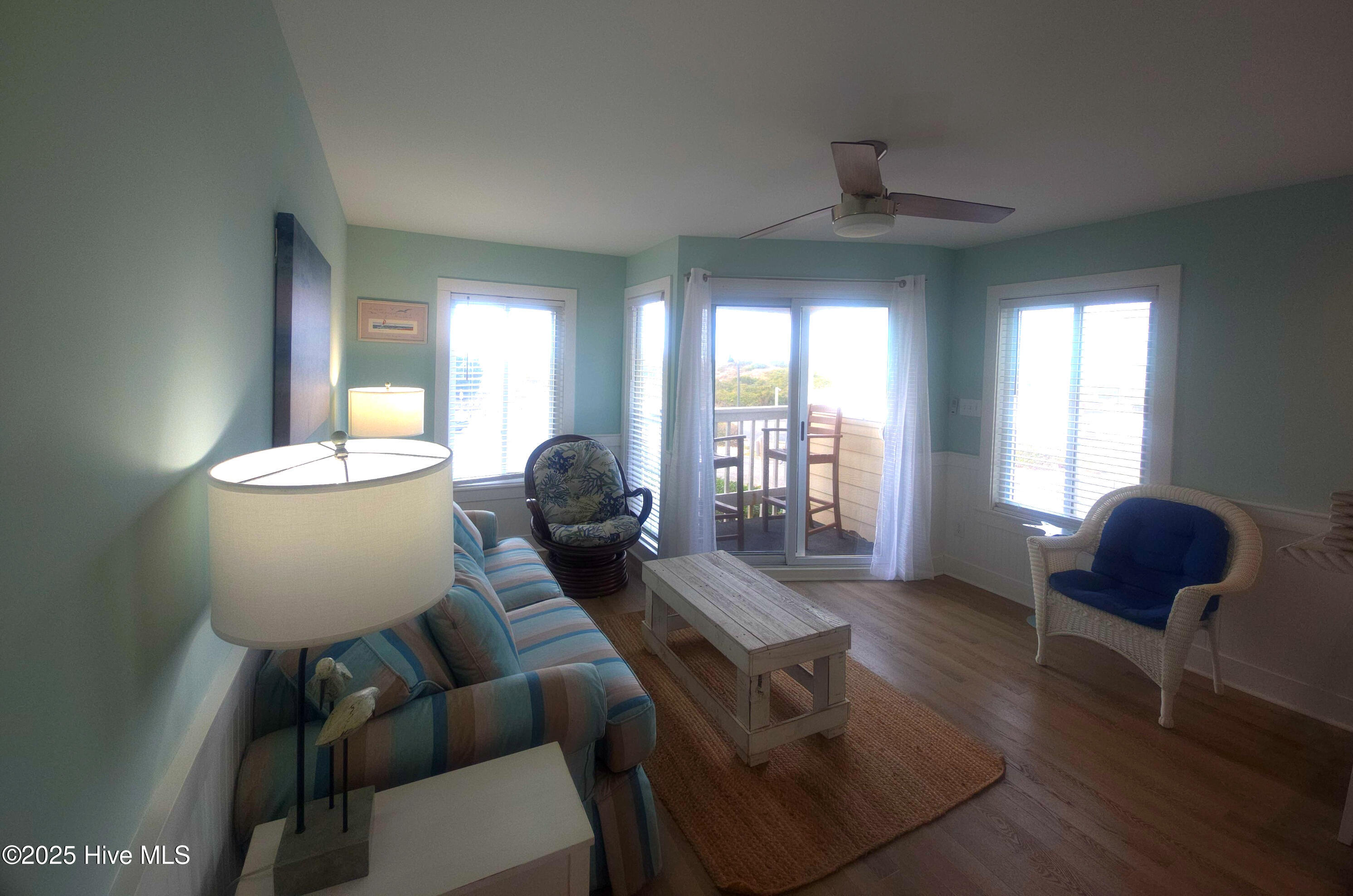1904 East Fort Macon Road, Unit 130 Atlantic Beach, NC 28512 - Photo 4 of 28 Living Room2