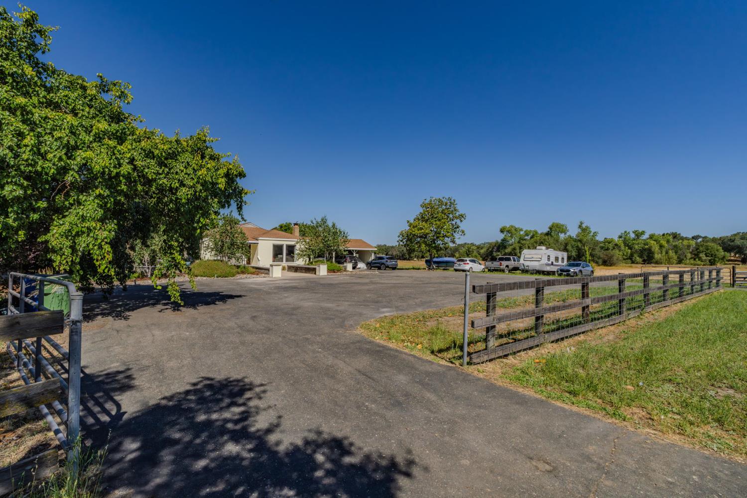 5726 Pettinger Road Valley Springs, CA 95252 - Photo 43 of 77
