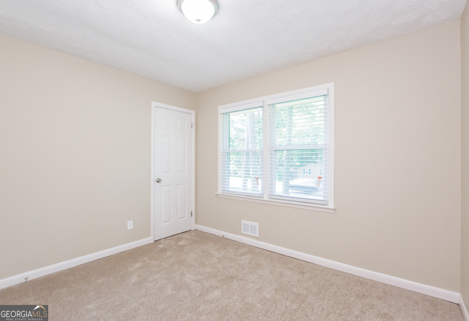 418 Smyrna Powder Springs Road Southwest Marietta, GA 30060 - Photo 12 of 15