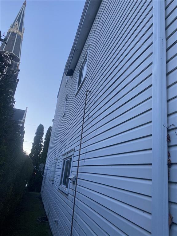 18 St John Street McKees Rocks, PA 15136 - Photo 6 of 20 a view of entryway