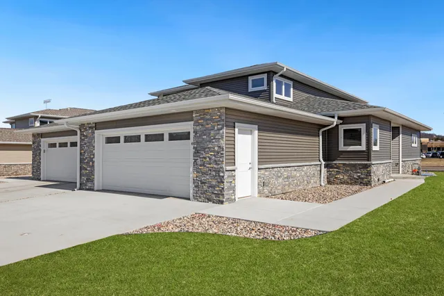 $379,900 | 1200 Sween Drive, Unit 4, Holmen, WI 54636