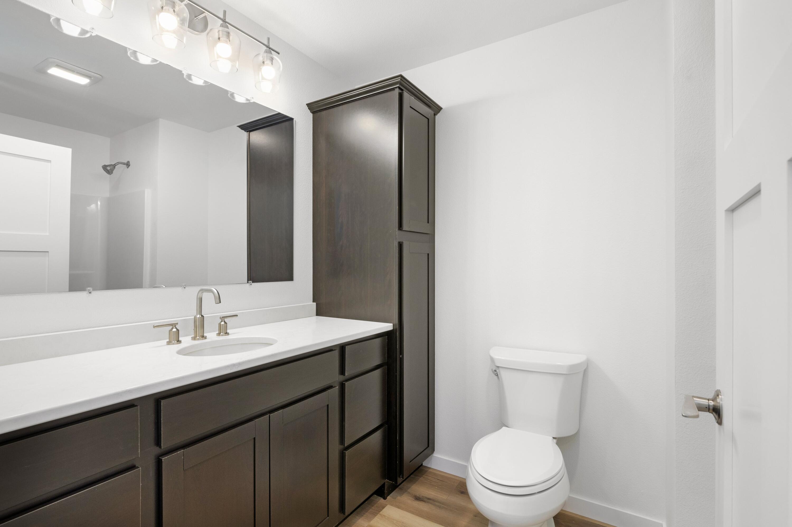 1200 Sween Drive, Unit 4 Holmen, WI 54636 - Photo 28 of 40 30 UPPER FULL BATH