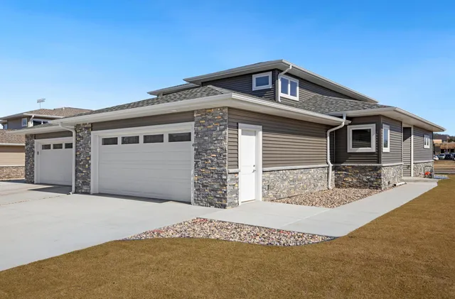 $379,900 | 1200 Sween Drive, Unit 4, Holmen, WI 54636