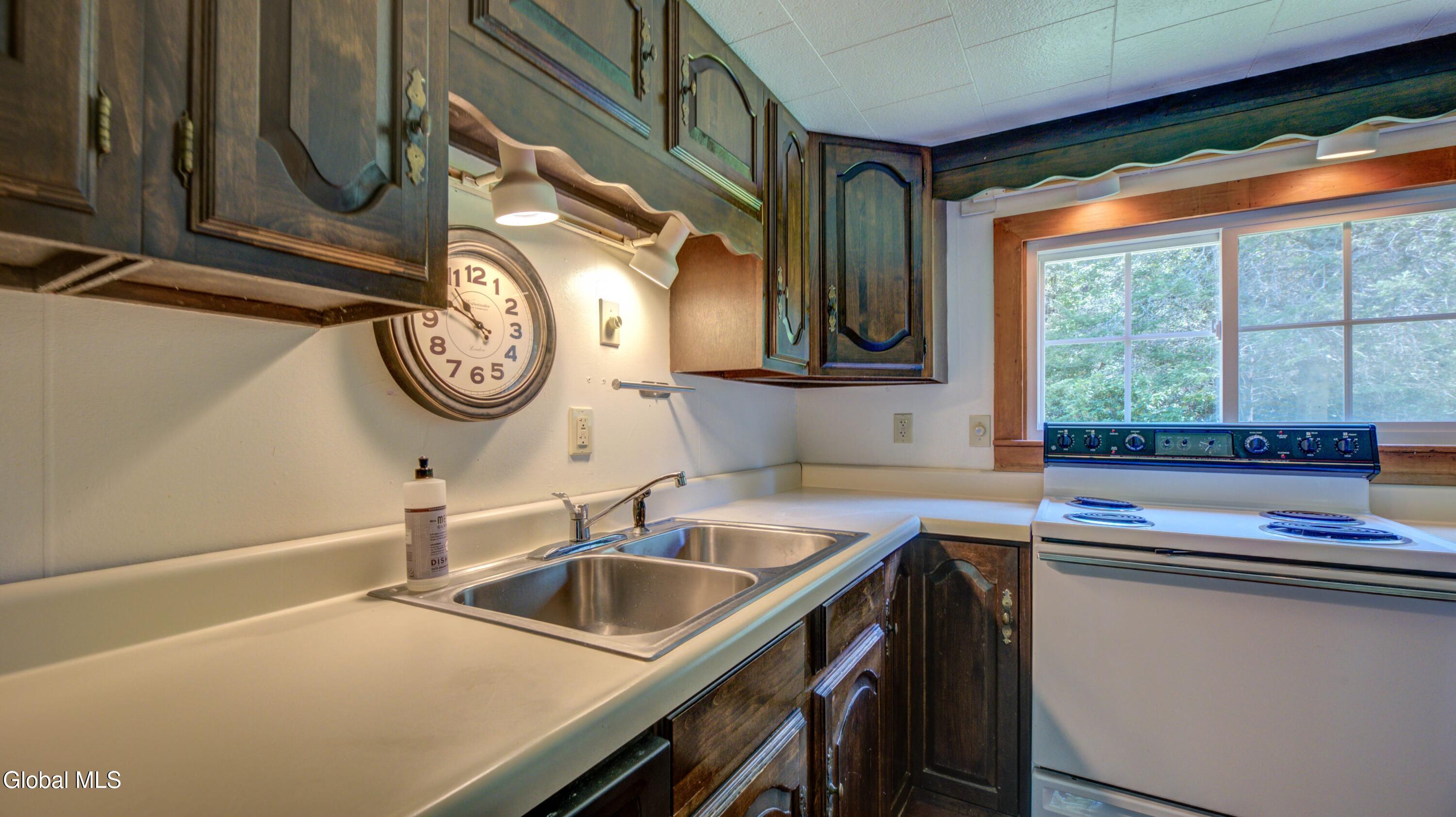 124 Lily Lake Road Gloversville, NY 12078 - Photo 9 of 68 124 Lily Lake Rd-54