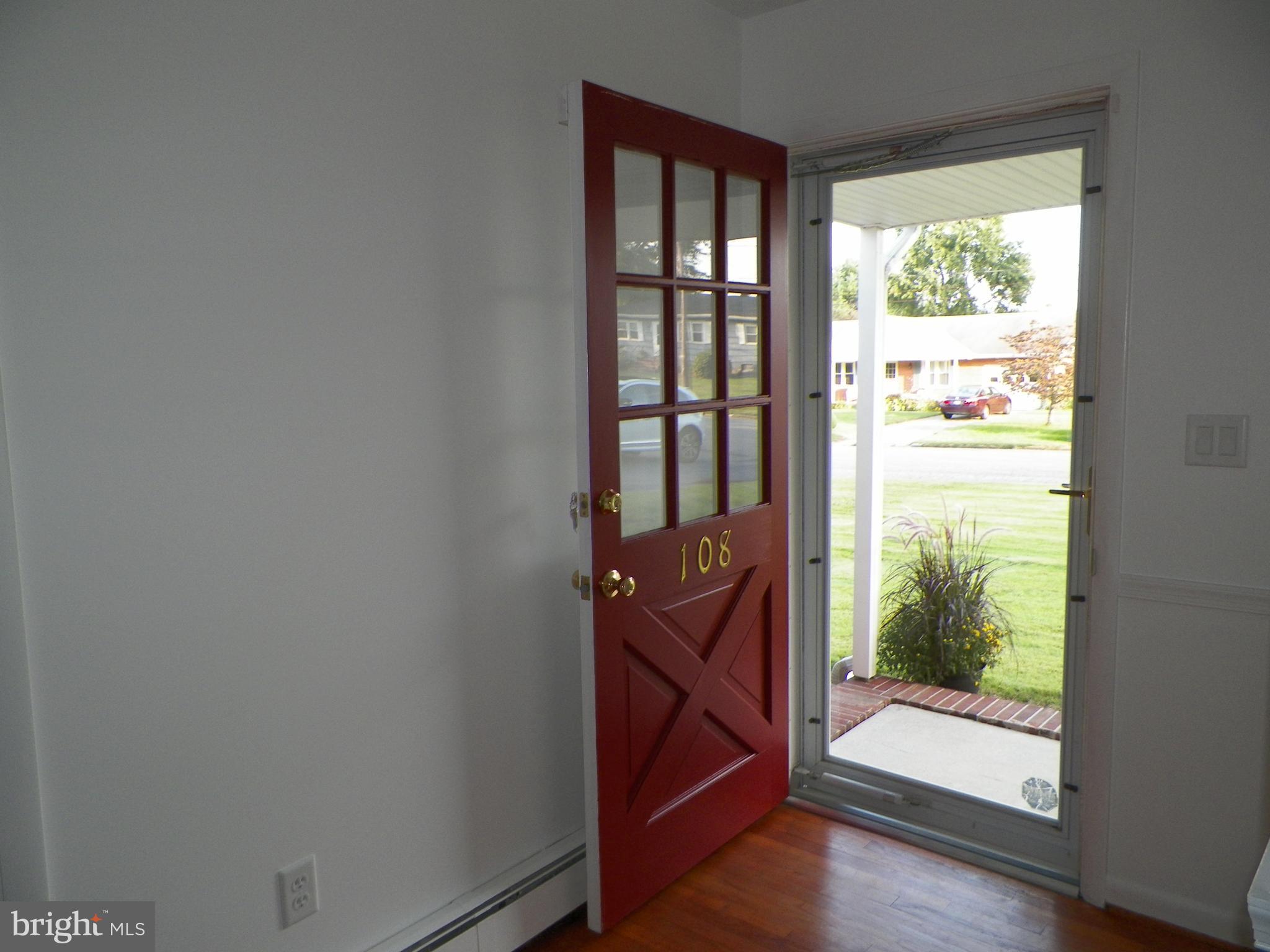 108 School Road Chestertown, MD 21620 - Photo 5 of 27 Interior (General)