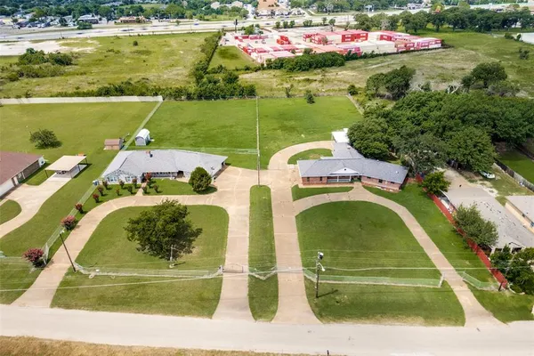 $949,900 | 13740 Vida Lane, Dallas, TX 75253