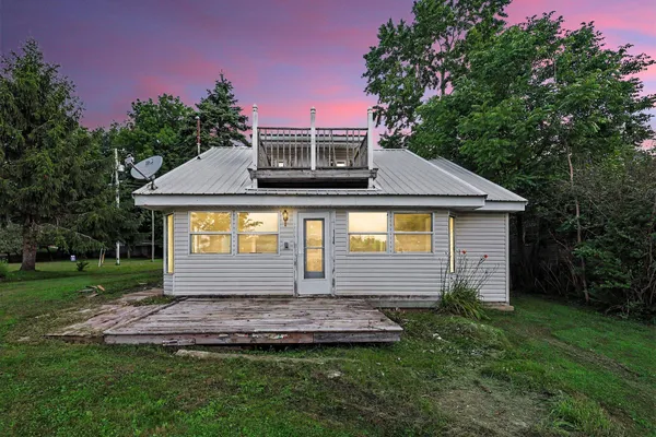 $249,000 | 1845 West Tupper Heights Drive, Lake Odessa, MI 48849