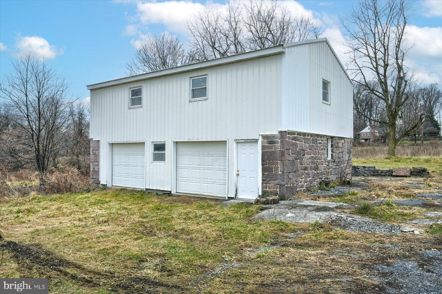 1990 Sand Hill Road Hershey, PA 17033 - Photo 41 of 41 Barn