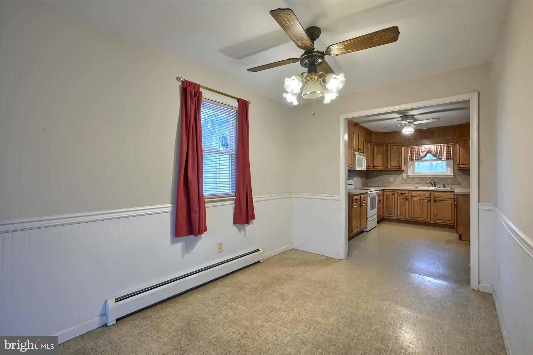 1990 Sand Hill Road Hershey, PA 17033 - Photo 8 of 41 Dining Area