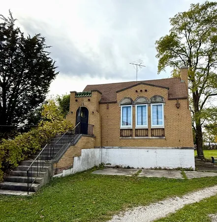$210,000 | 21920 East Lincoln Highway, Lynwood, IL 60411